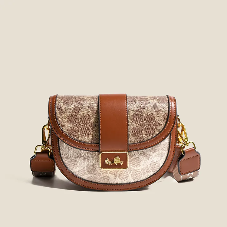 高级感2024新款时尚印花洋气百搭宽肩带斜挎包