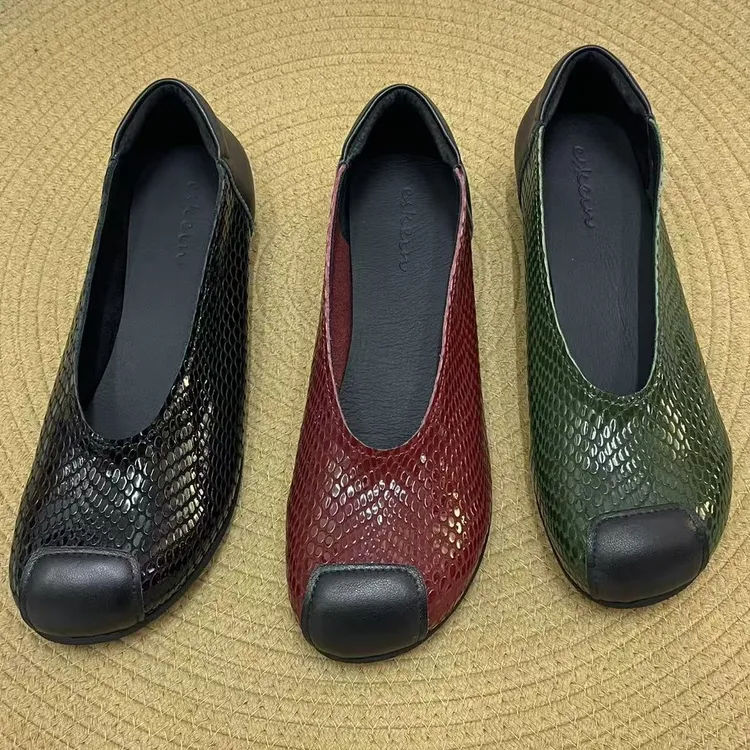 ESKEIN法式小众拼色亮片复古文艺平底单鞋大码时尚奶奶鞋