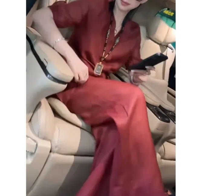 时尚潮流百搭精品女装dgd5817
