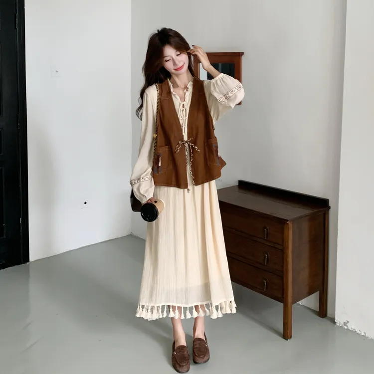 成套搭配咖色马甲流苏连衣裙两件套女2025早秋新款复古高级感套装