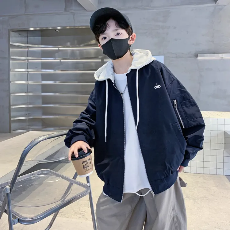 男童外套春秋款2025新款儿童秋装衣服连帽夹克衫休闲大童宽松韩范