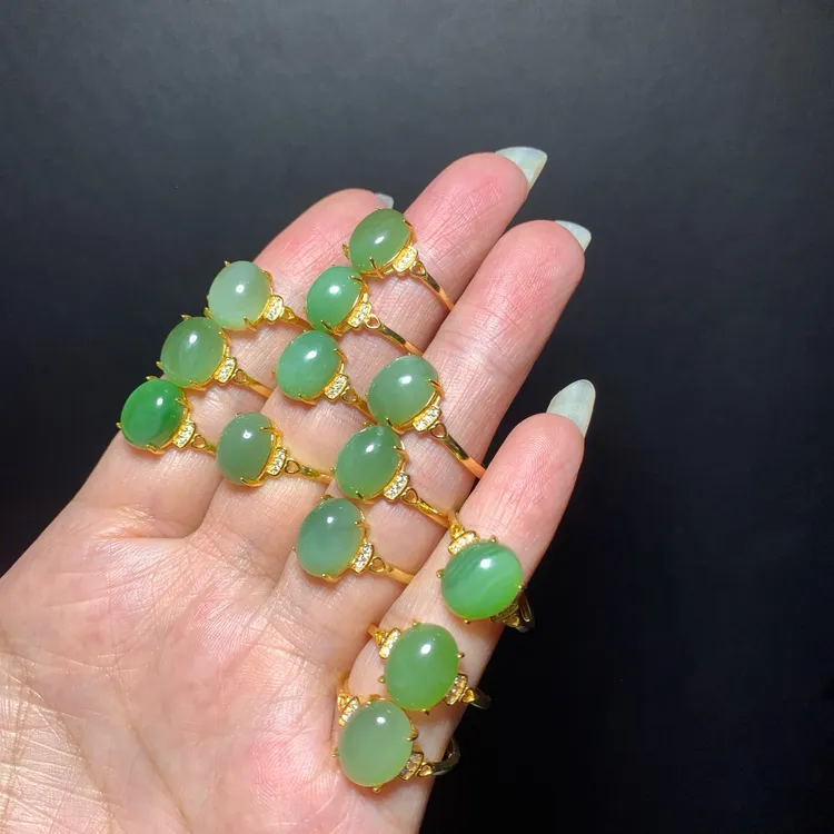 天然俄罗斯碧玉猫眼S925银戒尺寸约11*9mm