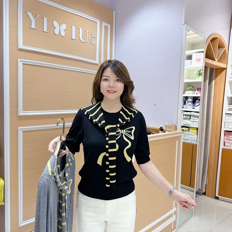 《高档天丝上衣》6-85555女士高档秋季圆领套头气质五分袖上衣