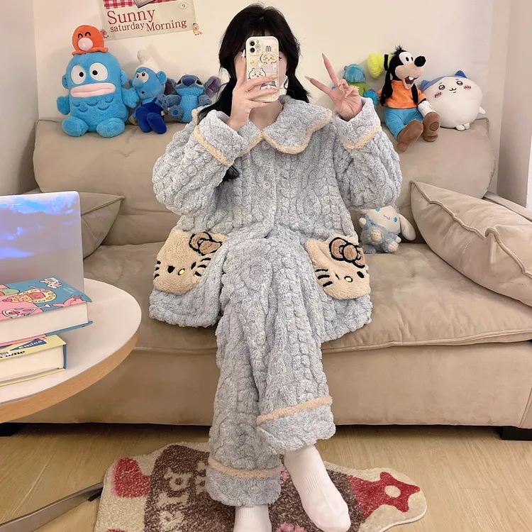 秋冬季珊瑚绒睡衣女款爆款2025新款加厚加绒家居服套装大码可外穿