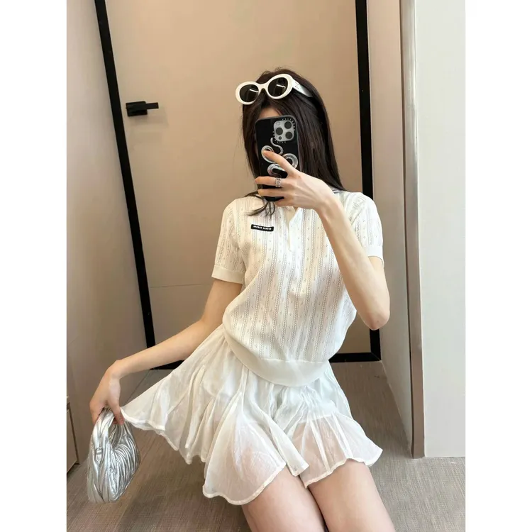 2025夏季新款女洋气减龄百搭韩系镂空Polo领镂空网红洋气炸街女装