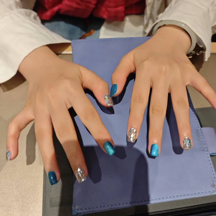 秋冬新款高级可拆卸短款巨显白穿戴甲美甲