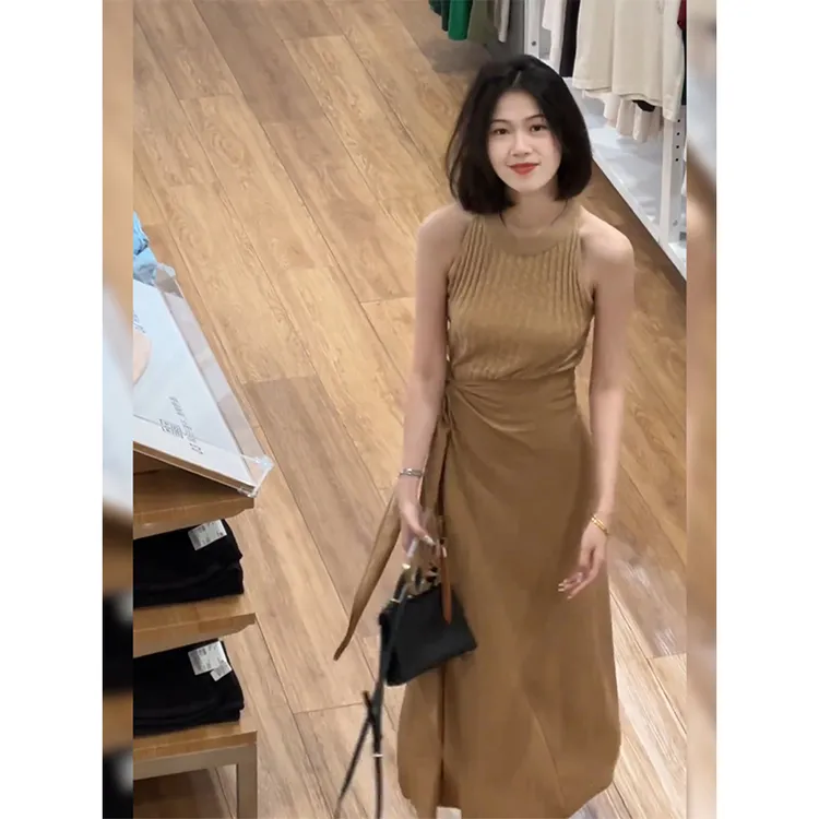 法式气质咖色无袖上衣搭配半身裙两件套女夏季轻奢炸街搭配一整套