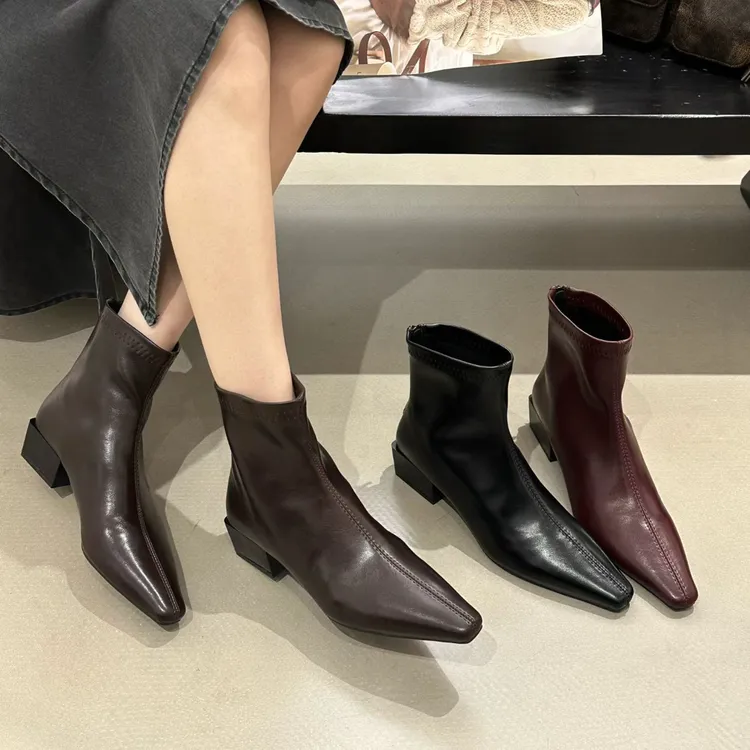 粗跟短靴女2025秋冬新款女靴欧美马丁靴方头靴子短筒靴气质瘦瘦靴