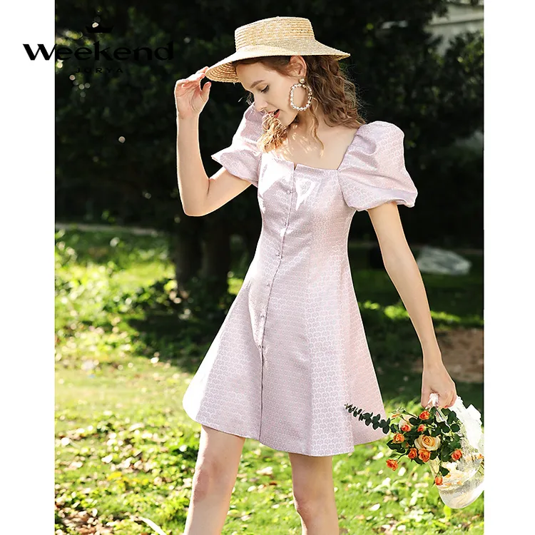 卓雅周末夏季新方领泡泡袖绣花收腰连衣裙女EJWCBR83