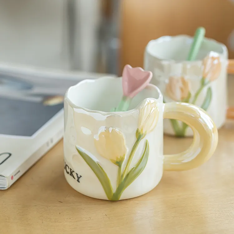 高颜值小众马克杯女生日礼物高级感郁金香陶瓷杯子家用带勺咖啡杯