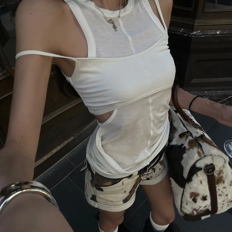 韩好甜WARDEN EDGE叠界叛逃 白色假两件吊带背心女夏薄款无袖上衣