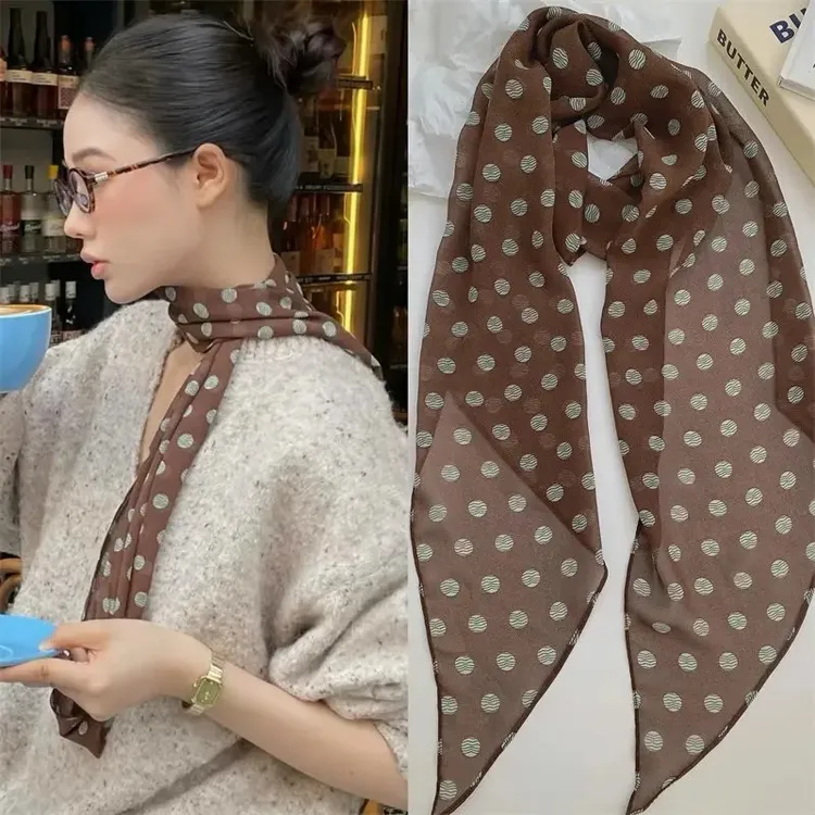 法式复古棕色波点丝巾女秋薄款百搭小众设计千禧风长条领巾围巾