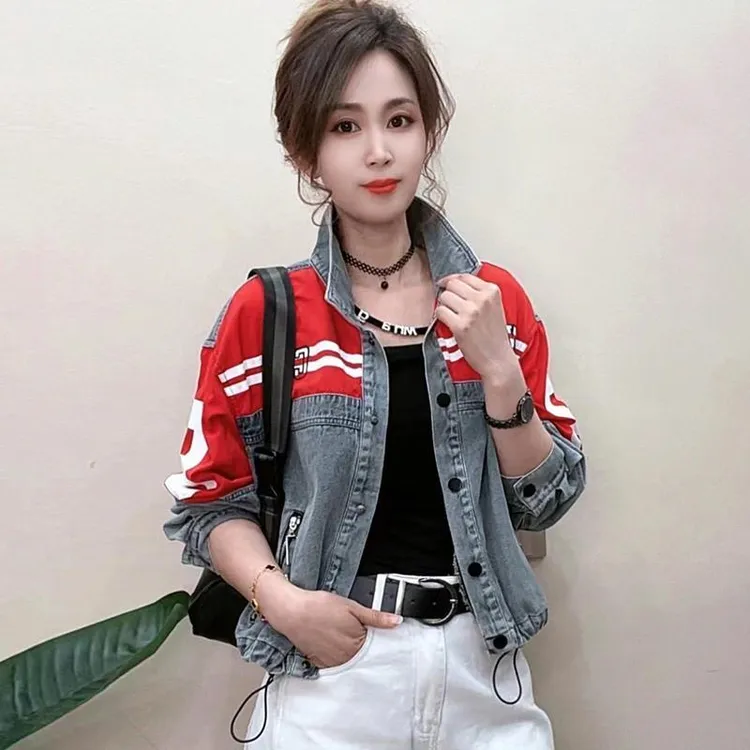 巨好看的外套春秋季2025新款爆款通勤穿搭拼接牛仔立领夹克上衣女