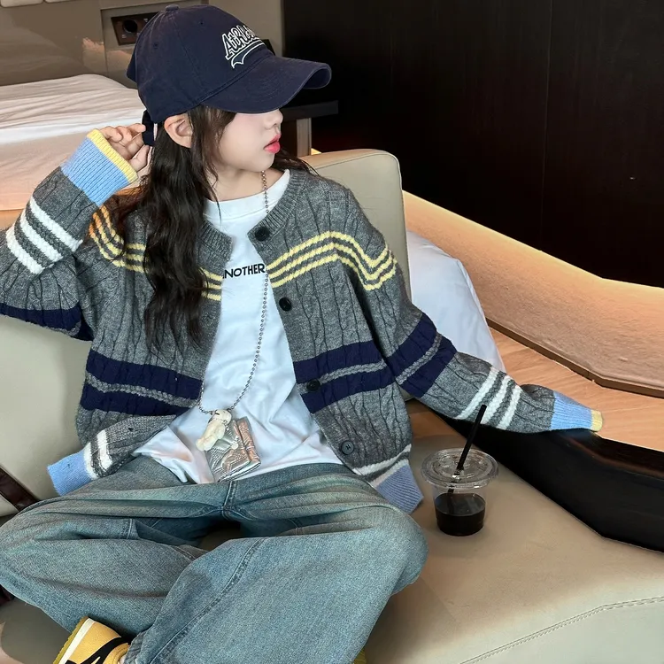 女童毛衣春秋针织外套2025新款儿童开衫6-12岁女童潮款针织毛衣潮