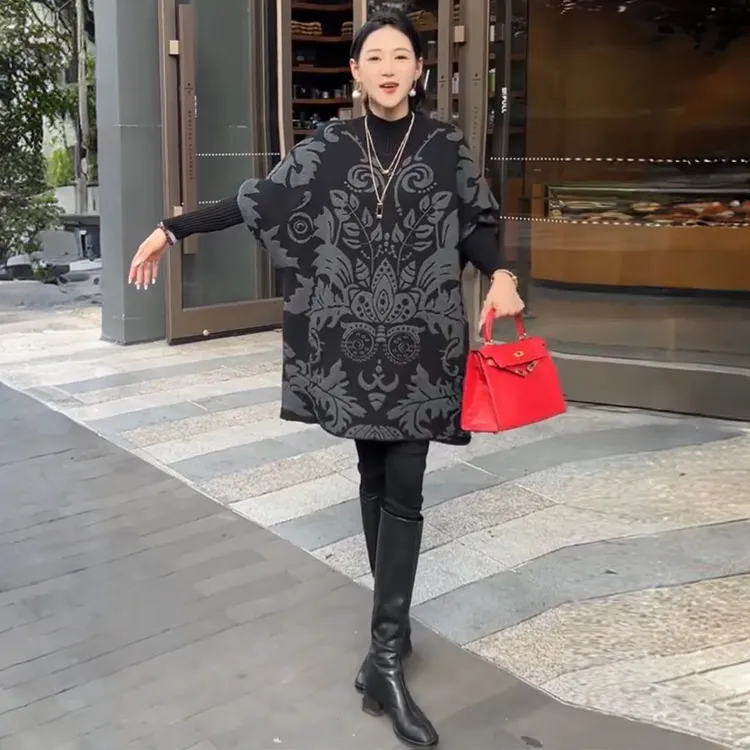 秋冬加厚保暖羊绒毛衣2025新款国风图腾提花宽松蝙蝠袖针织衫上衣