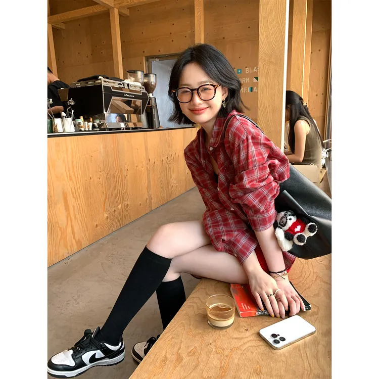 红色格纹翻领衬衫长袖衬衣外套内搭打底半身裙包臀裙短裙一步裙女