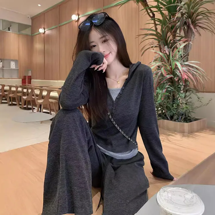 春季套装两件套女休闲运动套装假两件长袖上衣外穿高腰长裤阔腿裤