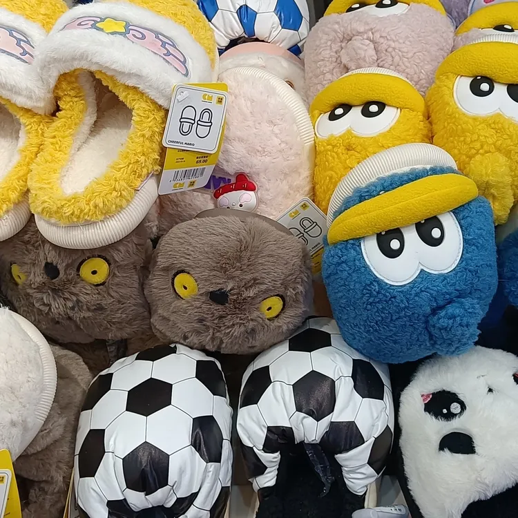 秋冬新款儿童保暖防滑包头毛绒拖鞋儿童棉拖鞋品牌爆款卡通冬拖鞋