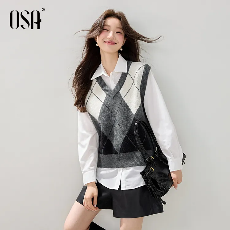 OSA/欧莎 复古撞色菱格针织马甲女V领背心内搭上衣S125C16058