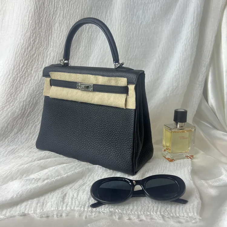 99新 Hermes/爱马仕 kelly25黑色银扣U刻手提包250516WGY3QA1