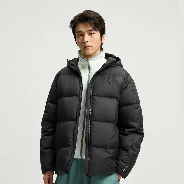 Adidas阿迪达斯男子拒水防风保暖600蓬鸭绒运动连帽羽绒服KC2478