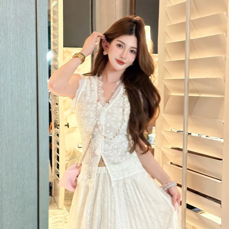 GUIDI GUDI【花骨朵】纯欲重工蕾丝设计镂空背心/黄加蓝