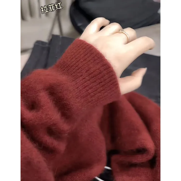 今年流行穿搭2026新年秋冬新款温柔风拉菲红针织保暖显瘦长袖上衣