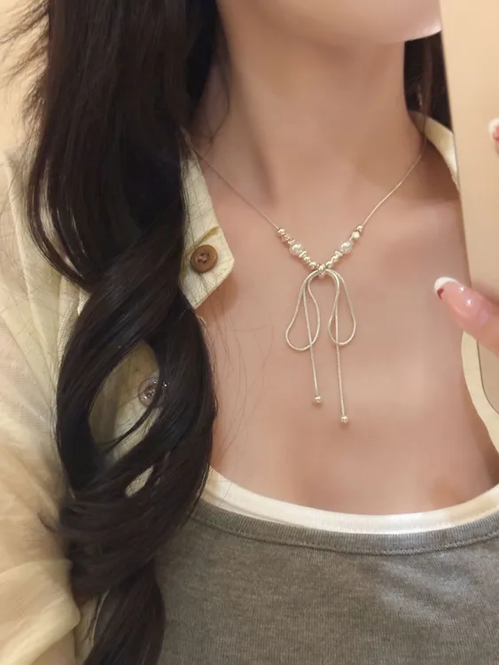 铜合金仿珍珠项链 ins蝴蝶结项链轻奢小众女锁骨链爆款颈链蛇骨链
