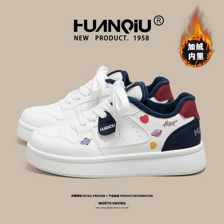 【热卖推荐】环球加绒可爱韩版小白鞋女款2026春季百搭小众保暖棉鞋