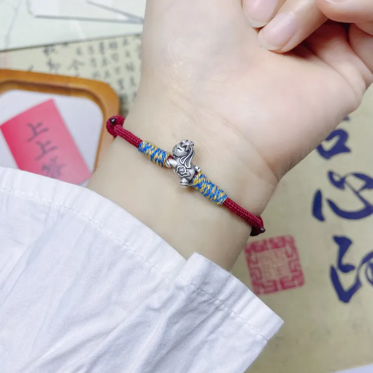 足银手链 999银生肖马红绳马到成功手链手工编织本命年礼物属马