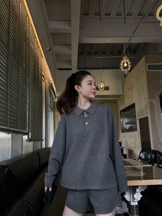 秋季新款休闲风法式长袖薄款polo领华夫格小香风设计感修身短裤