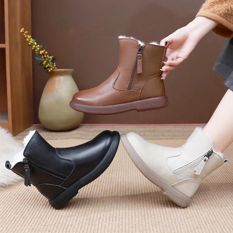 真皮皮毛一体平底短靴头层牛皮加厚保暖雪地靴软面软底妈妈鞋棉鞋
