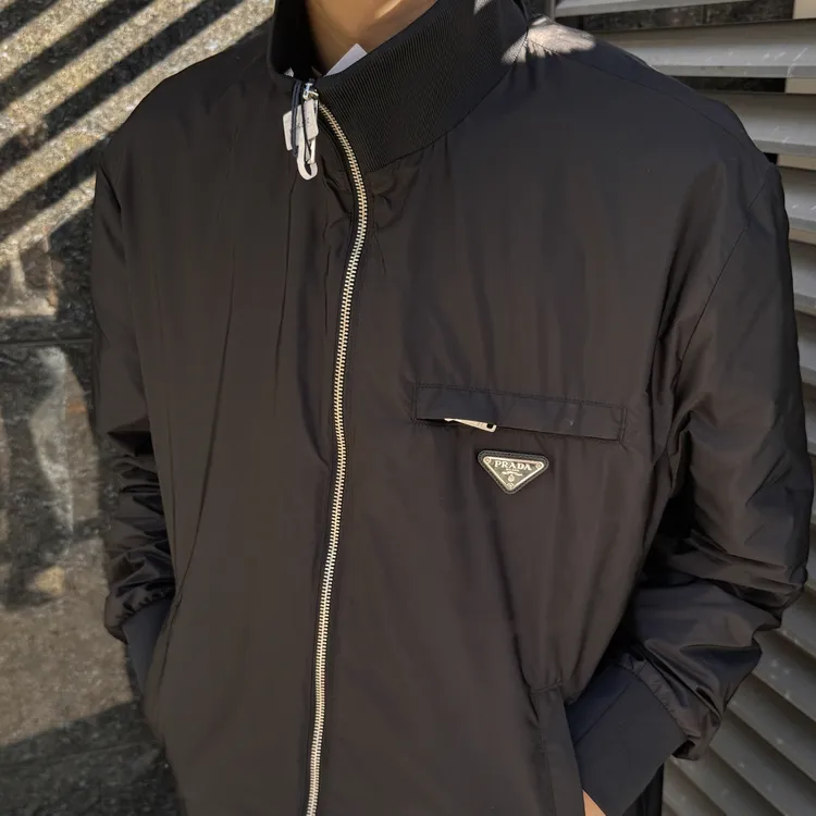 未使用 Prada/普拉达 三角标夹克外套/56/工价20800/R3614