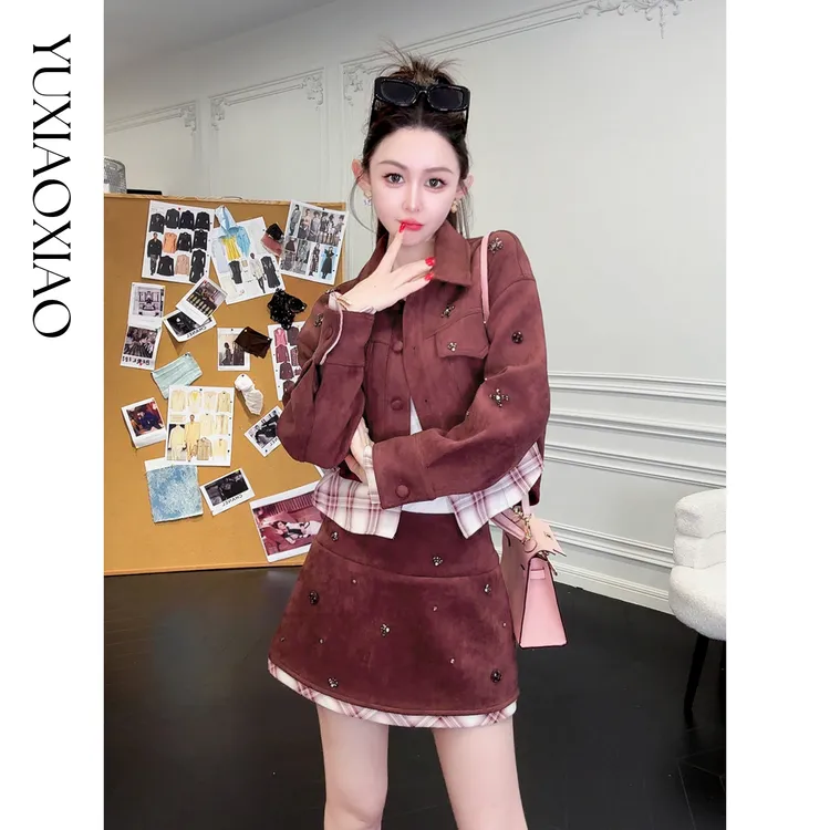 余潇潇【波尔多星光】复古拼精致亮钻可拆袖片翻领短款外套&A字半裙