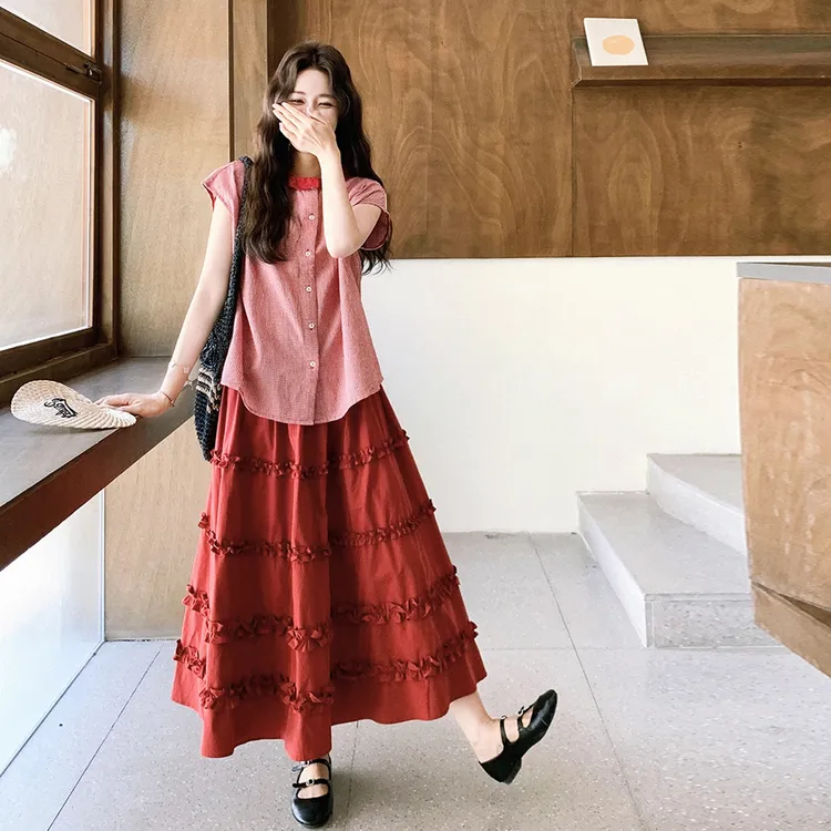 氛围感红色套装裙女2025年夏季新款复古格子上衣花边半身裙两件套