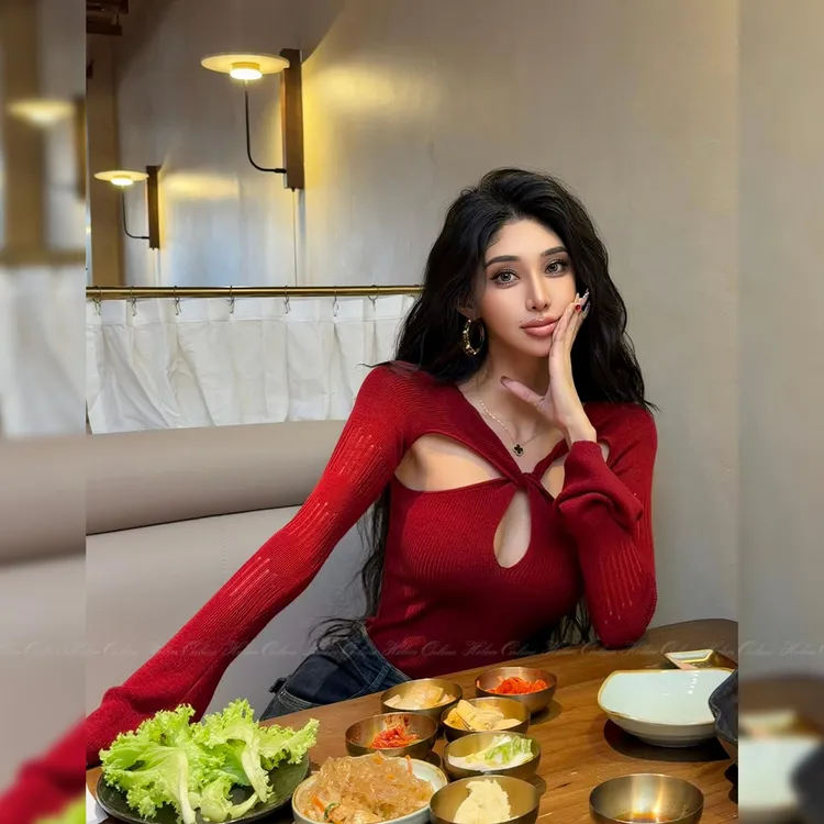 HELEN/绵羊毛"正反两穿"扭结镂空针织衫女设计感修身长袖上衣S954