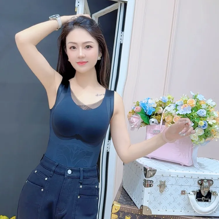 【第二十九代-暖宝宝】生姜精油暖肤润肤聚拢收腹V领加绒美背A3167