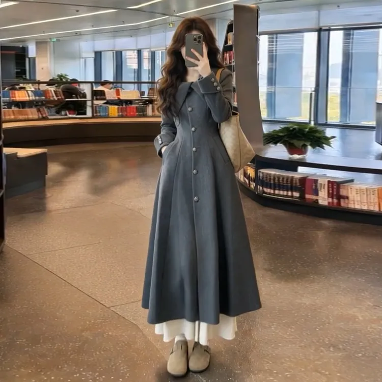 2026冬季新款法式复古蝴蝶结领收腰大衣女高级感洋气显瘦毛呢外套