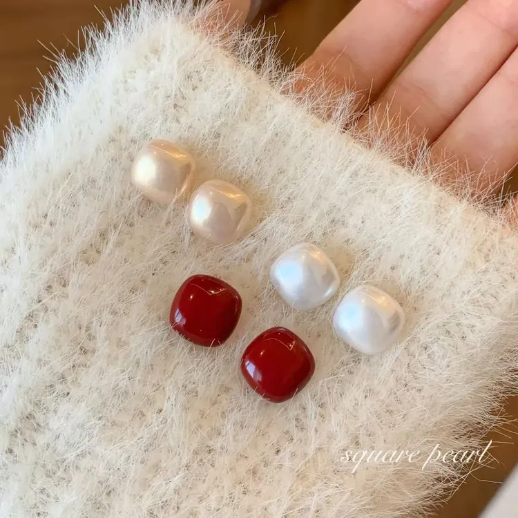 铜合金仿珍珠耳饰 方糖耳钉爆款方形珍珠小众轻奢高级精致耳饰