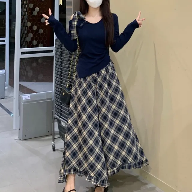 大码胖mm2025秋季新款通勤风斜肩长袖V领上衣格纹半身裙两件套女