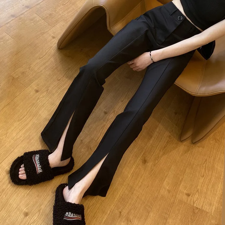 黑色喇叭裤女2025春季新款高腰显瘦垂感窄版拖地裤开叉微喇西装裤