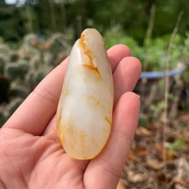 50克新疆原石手把油润度好干净原籽无修老熟料不支持退货看好再拍