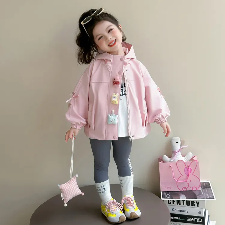 女童风衣外套秋季2025新款洋气时髦儿童春秋款衣服女宝秋装冲锋衣
