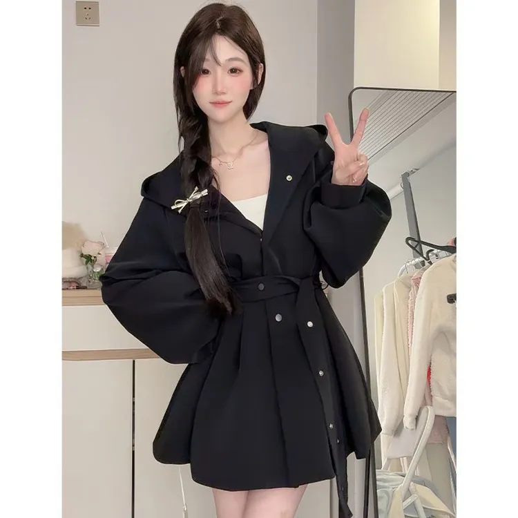 截短式风衣外套女2025年新款短款灯笼袖通勤风大衣爆款秋装风衣裙