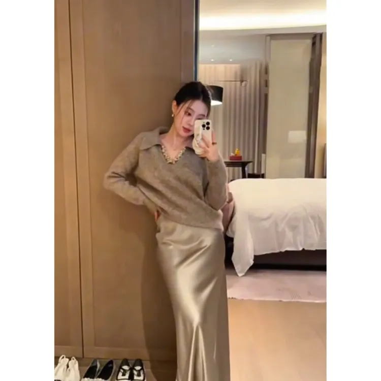 轻熟风气质御姐穿搭水钻亮片V领长袖针织毛衣高腰百搭休闲半身裙