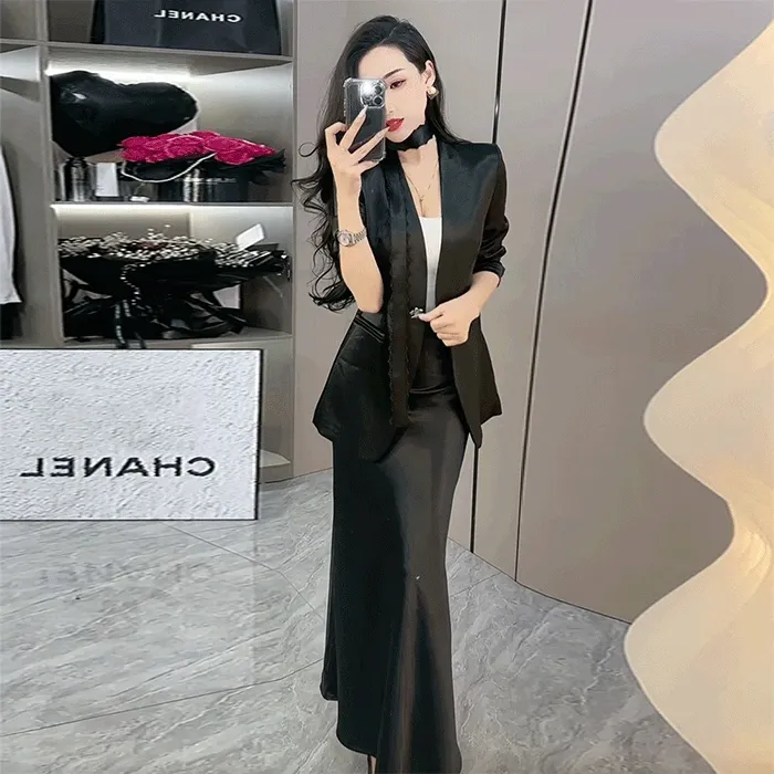 2025年法式V领外套上衣显瘦衣服半身裙子女装早春春游短袖洋气