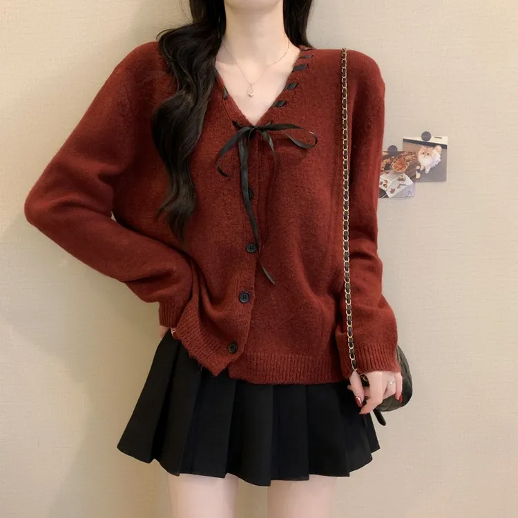 宽松慵懒风V领红色毛衣女秋冬大码胖mm高级感超好看漂亮针织上衣