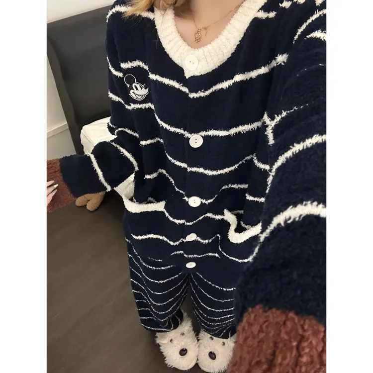 韩系慵懒黑白条纹卡通米奇半边绒睡衣女冬季毛绒家居服套装可外穿
