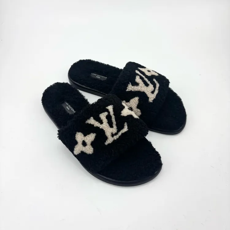 未使用 LouisVuitton/路易威登 40码/黑色羊羔毛印花毛毛拖鞋/TT