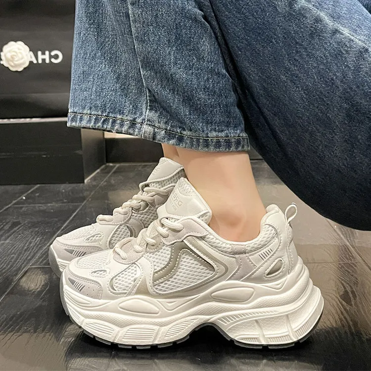 潮流新款春季热门透气网面百搭轻便显脚小厚底时尚舒适老爹运动鞋